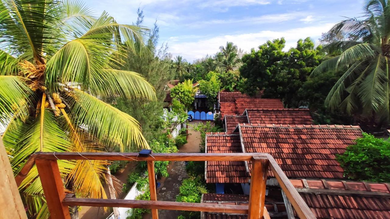 Surf Beach Hotel Arugam Bay Exterior photo