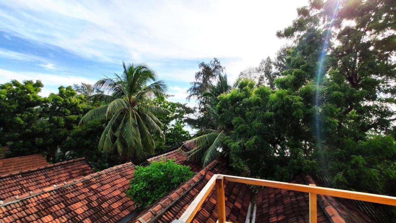 Surf Beach Hotel Arugam Bay Exterior photo