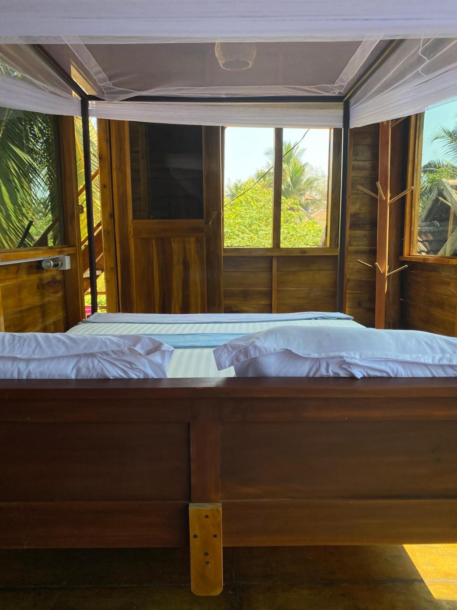 Surf Beach Hotel Arugam Bay Exterior photo