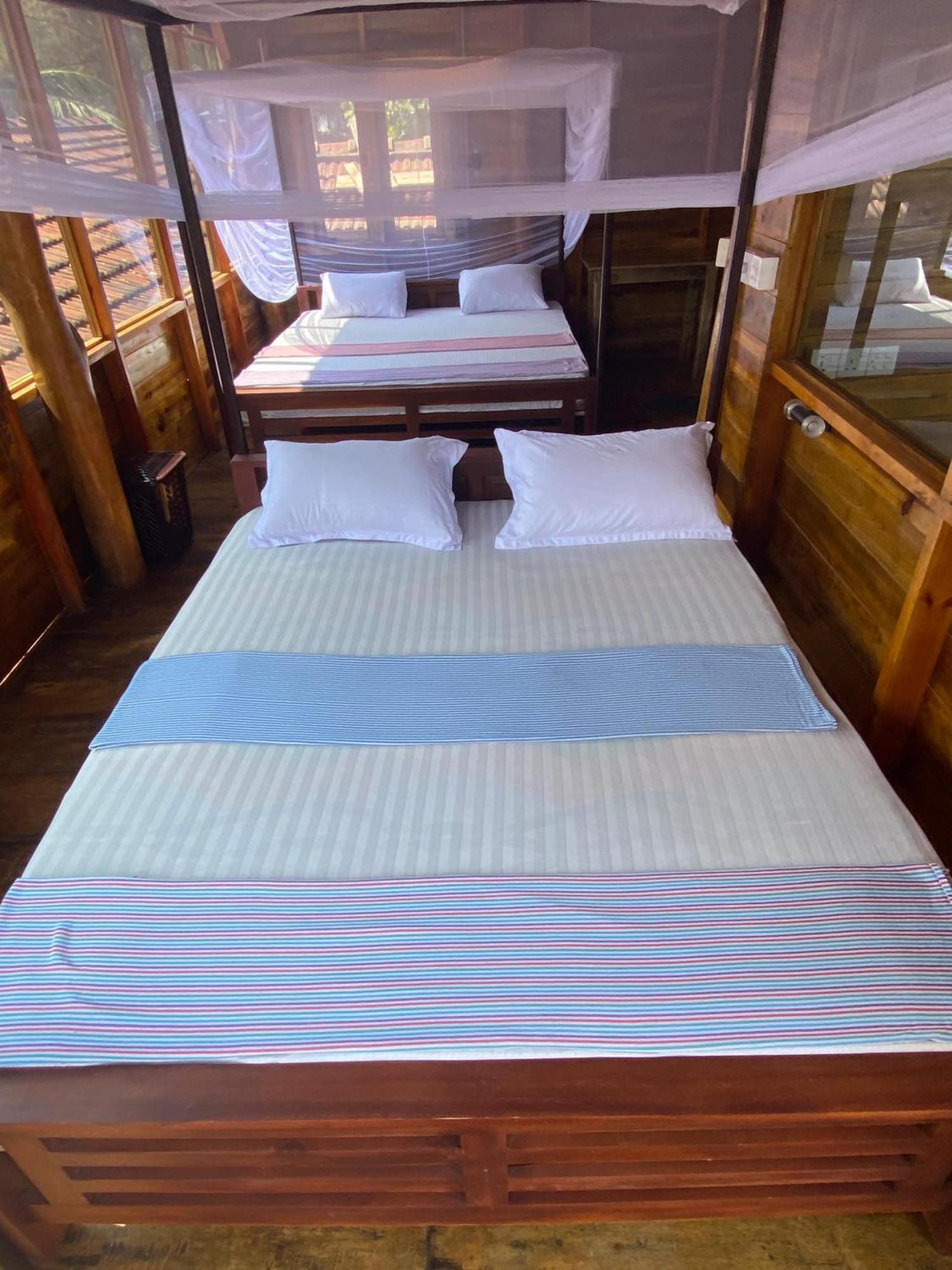 Surf Beach Hotel Arugam Bay Exterior photo