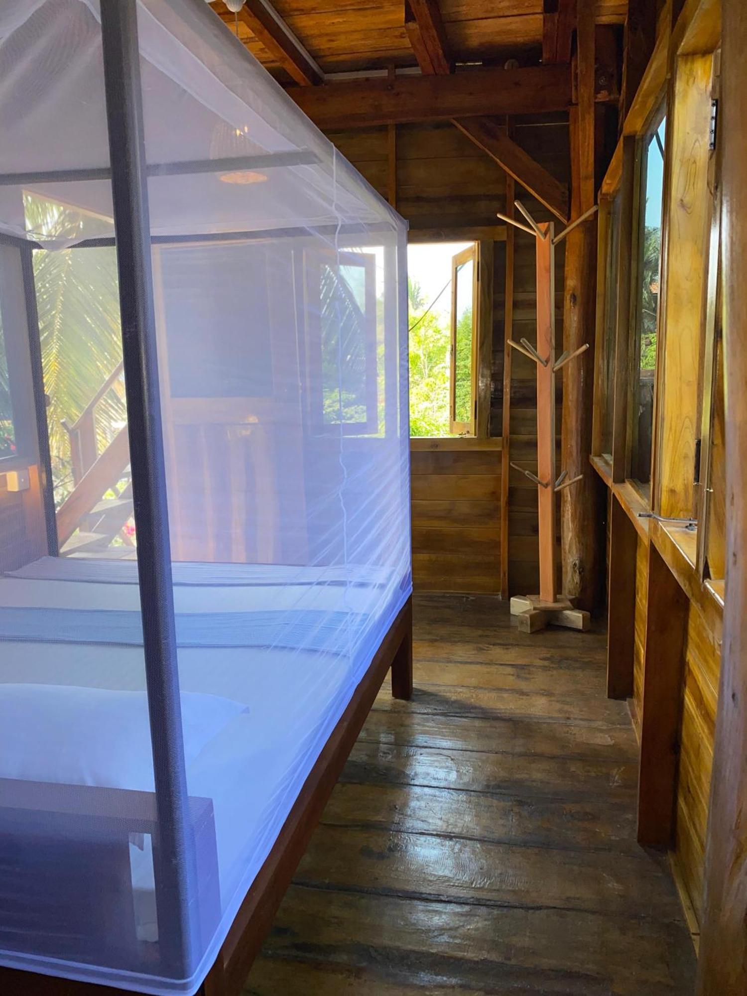 Surf Beach Hotel Arugam Bay Exterior photo